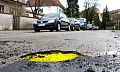 Чита: люк на дороге принес мотоциклисту 80 тысяч Чита: люк на дороге принес мотоциклисту 80 тысяч